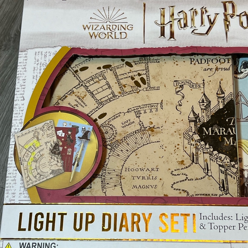 Harry Potter Light Up Diary Set, NIB - Picture 6 of 6